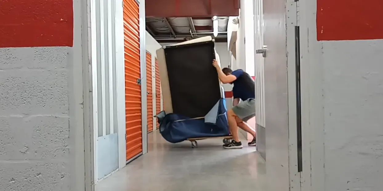 Strong hands, big move